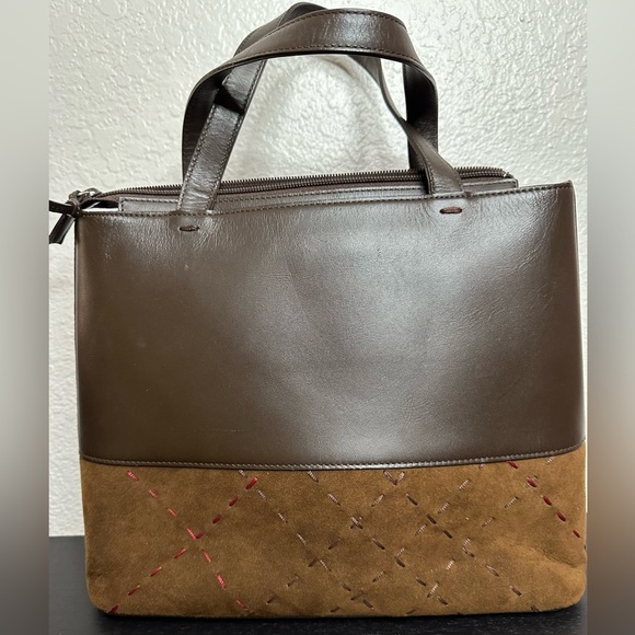 EUC Vintage Burberry leather & suede handbag - Picture 2 of 8